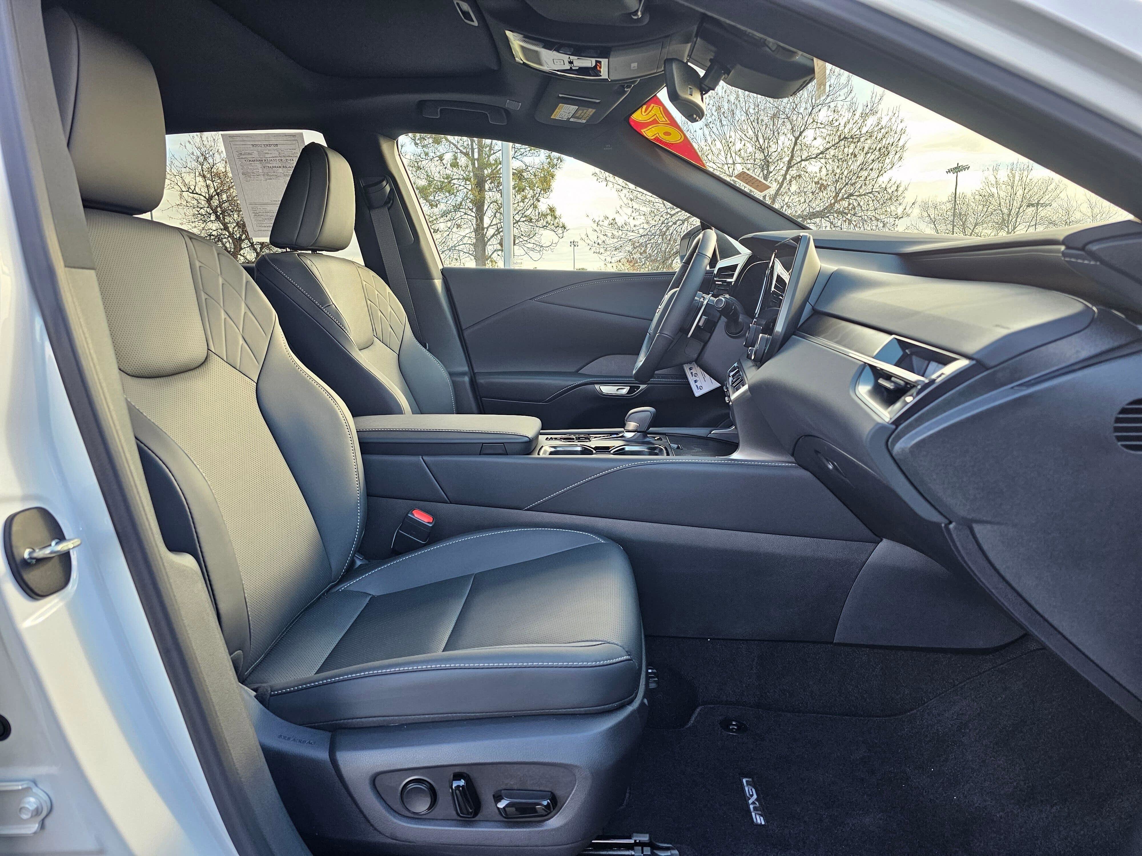 Used 2026 Lexus RX 350 Premium w/ Convenience Package image 10