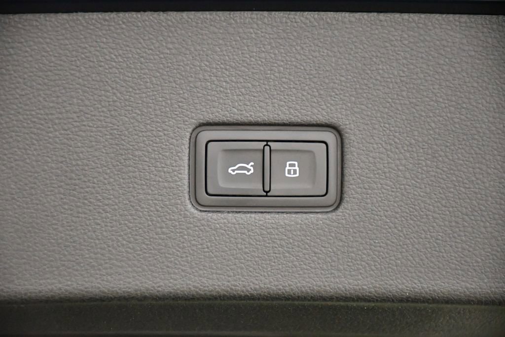 New 2026 Audi Q8 Premium Plus image 57