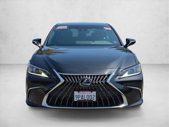 Used 2025 Lexus ES 350 w/ Premium Package FWD image 2