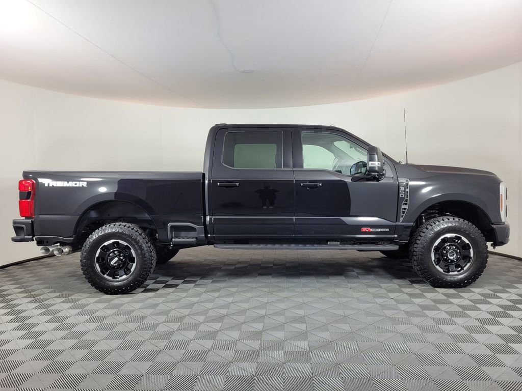 Used 2025 Ford F350 Lariat w/ Lariat Ultimate Package image 2
