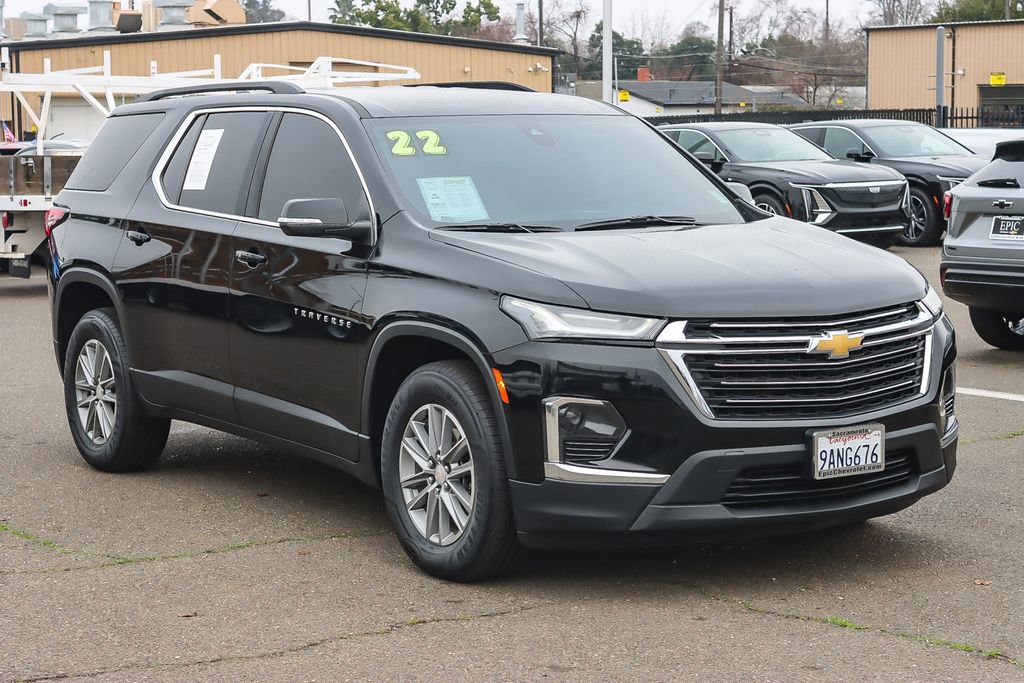 Used 2022 Chevrolet Traverse LT image 5