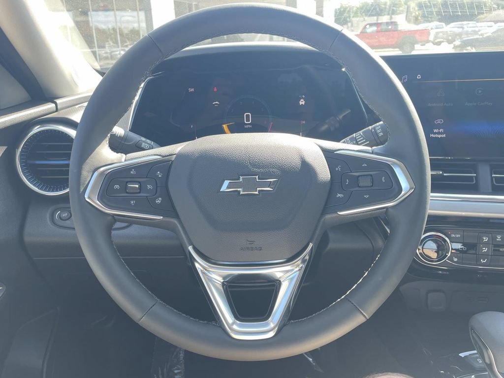 New 2026 Chevrolet Trax LT w/ Driver Confidence Package FWD image 21