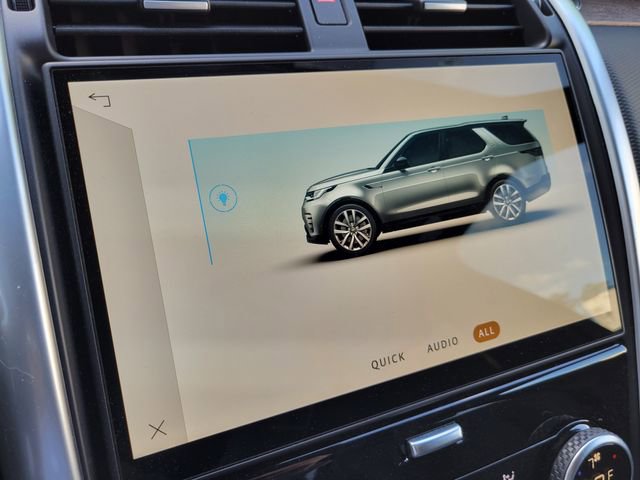 Used 2025 Land Rover Discovery Dynamic SE AWD/4WD image 38