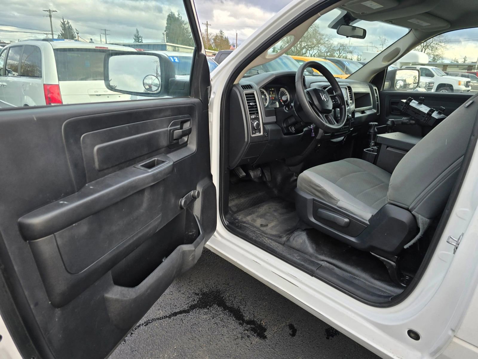 Used 2015 RAM 2500 Tradesman w/ Popular Equipment Group image 17