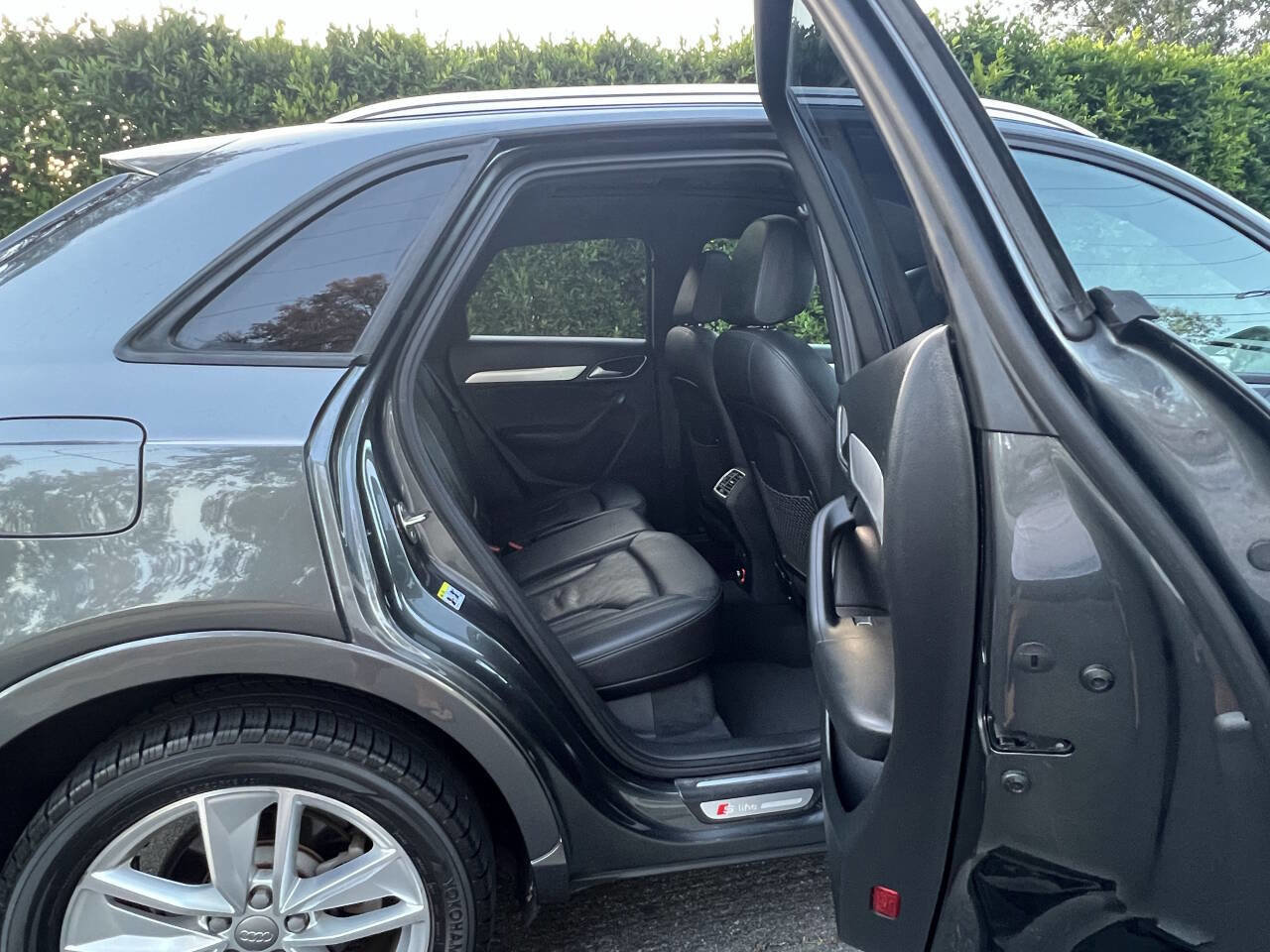 Used 2018 Audi Q3 2.0T Premium w/ Convenience Package FWD image 27
