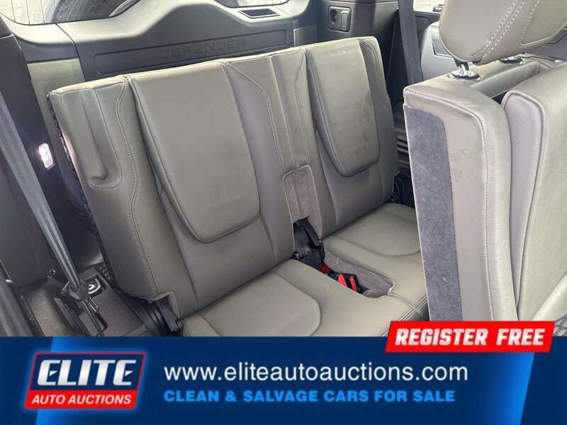 Used 2020 Land Rover Defender 110 image 12