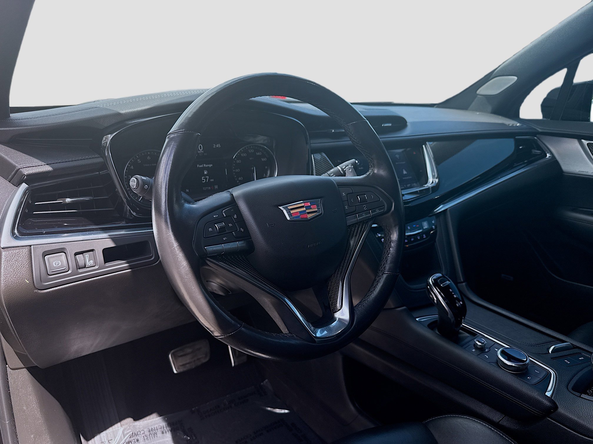 Used 2023 Cadillac XT6 Sport image 9