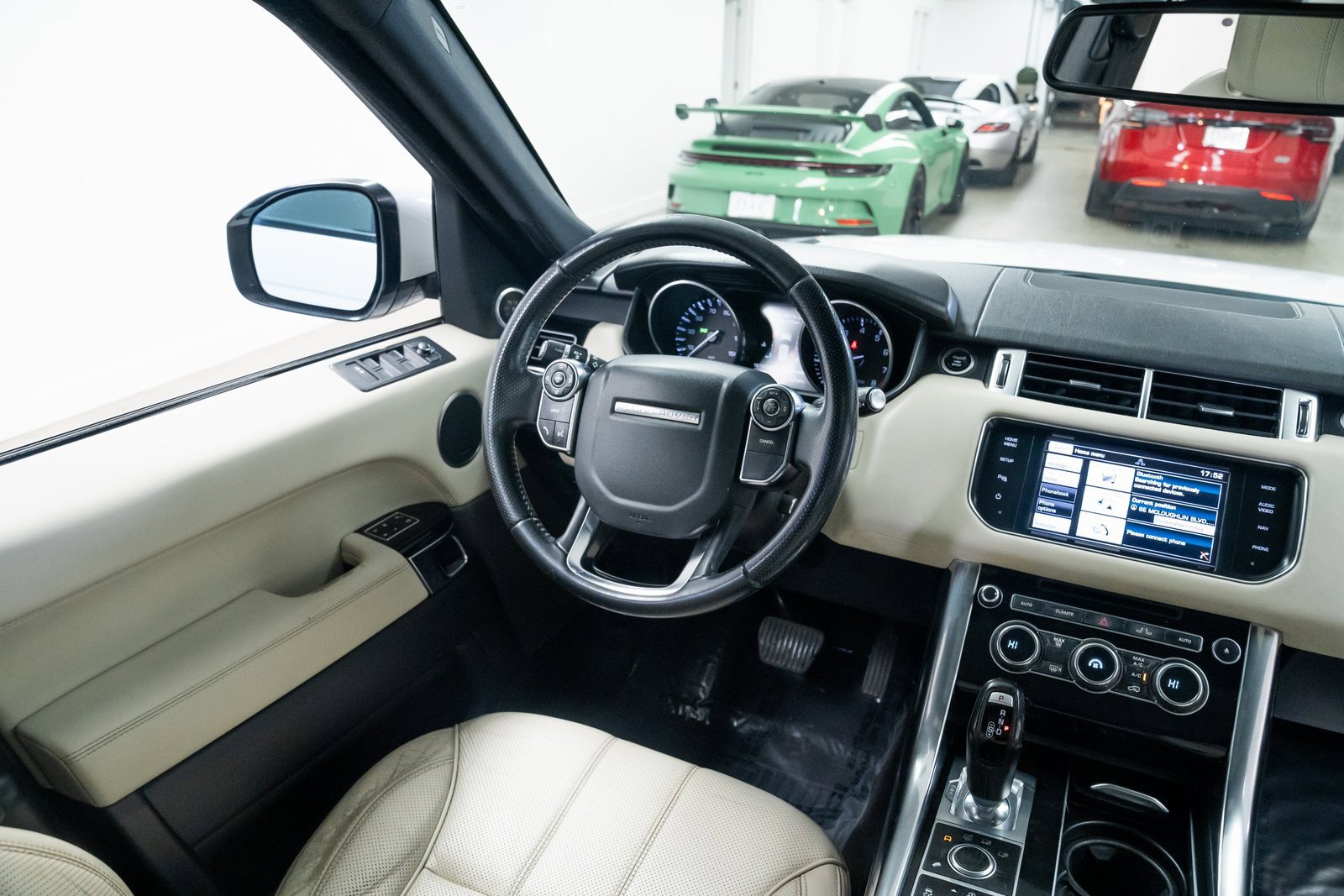 Used 2014 Land Rover Range Rover Sport HSE image 10