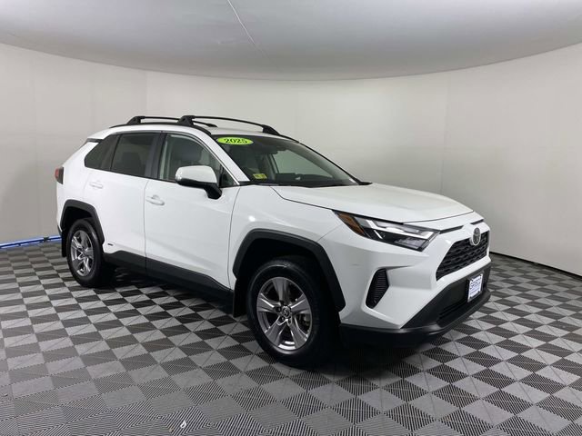 Used 2025 Toyota RAV4 XLE w/ Convenience Package AWD/4WD video 1