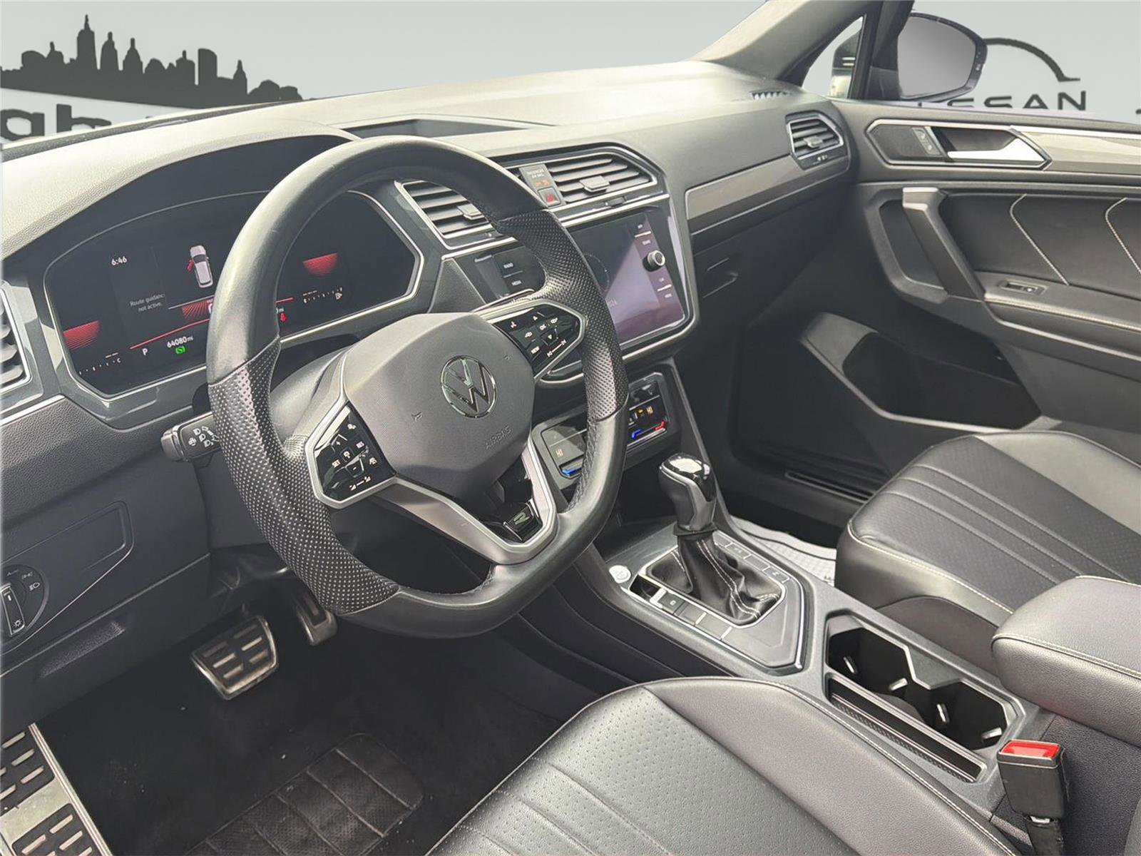 Used 2022 Volkswagen Tiguan SE R-Line image 7