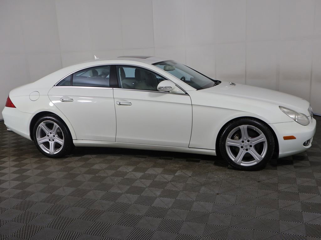 Used 2007 Mercedes-Benz CLS 550 image 17