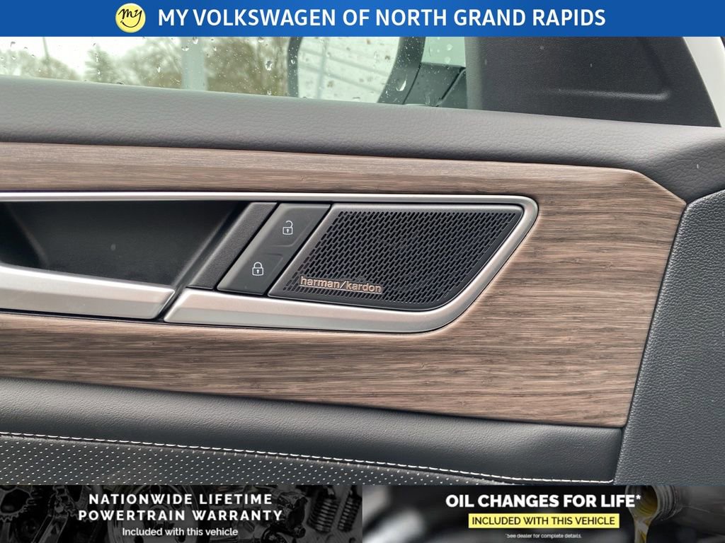 New 2026 Volkswagen Atlas SEL Premium R-Line image 7