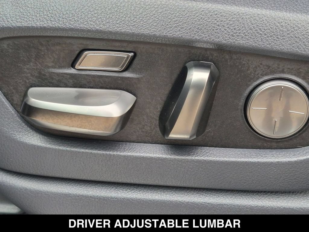 Used 2026 Lexus LX 600 4WD w/ Interior Upgrade Package image 19