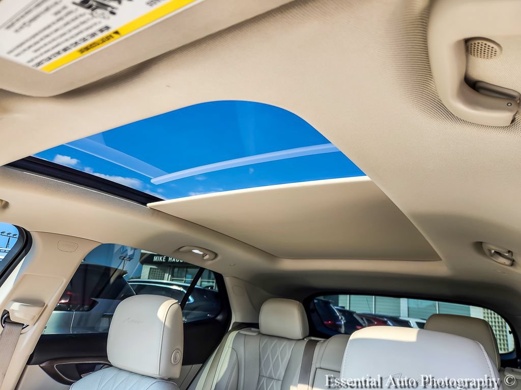 Certified 2023 Buick Envision Avenir AWD/4WD image 9