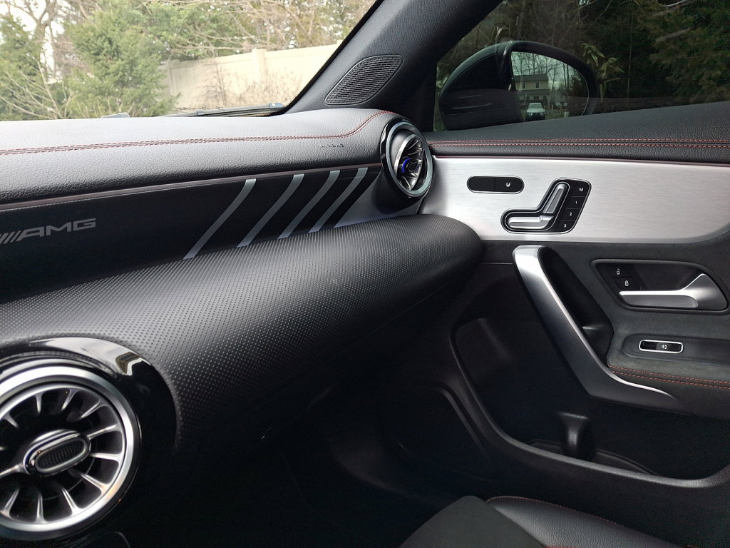 Used 2022 Mercedes-Benz CLA 45 AMG 4MATIC image 31