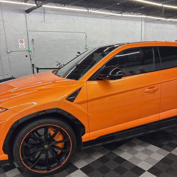 Used 2021 Lamborghini Urus AWD/4WD image 5