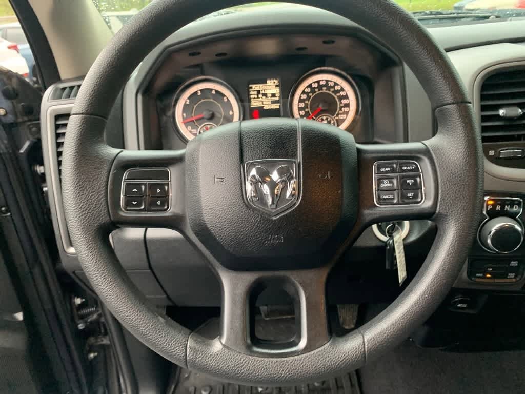 Used 2018 RAM 1500 Express AWD/4WD image 21