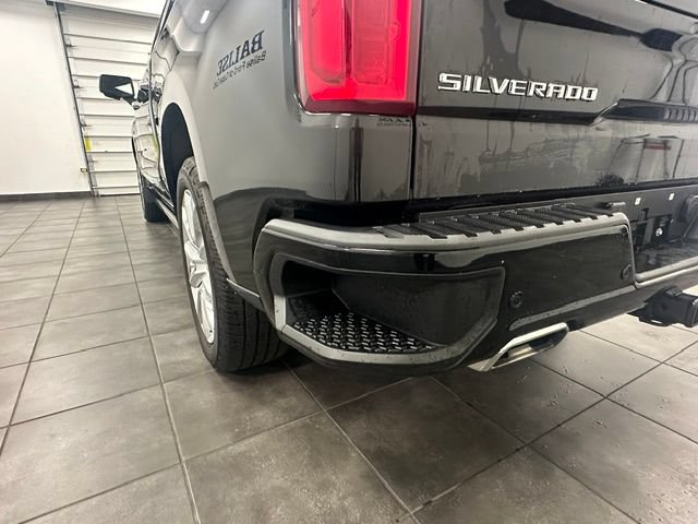 Used 2024 Chevrolet Silverado 1500 High Country w/ Technology Package AWD/4WD image 24