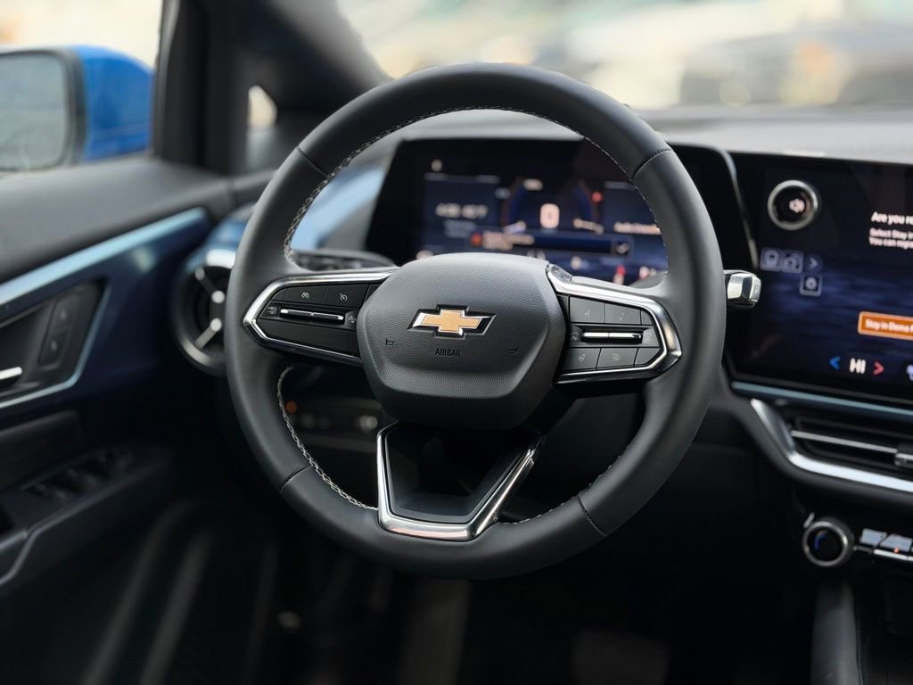 New 2026 Chevrolet Equinox EV LT image 11