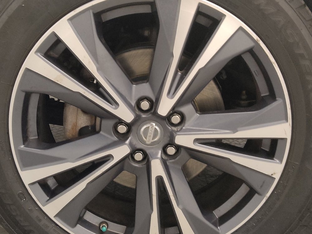 Used 2020 Nissan Pathfinder SL FWD image 31