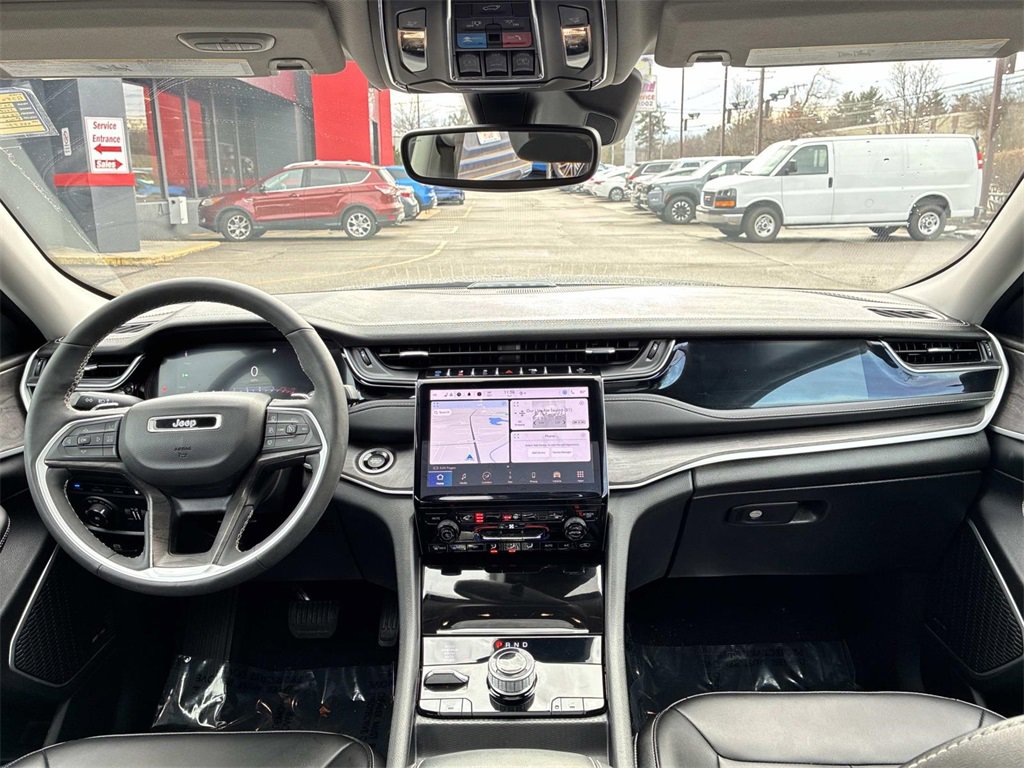 Used 2023 Jeep Grand Cherokee 4WD 4xe image 18