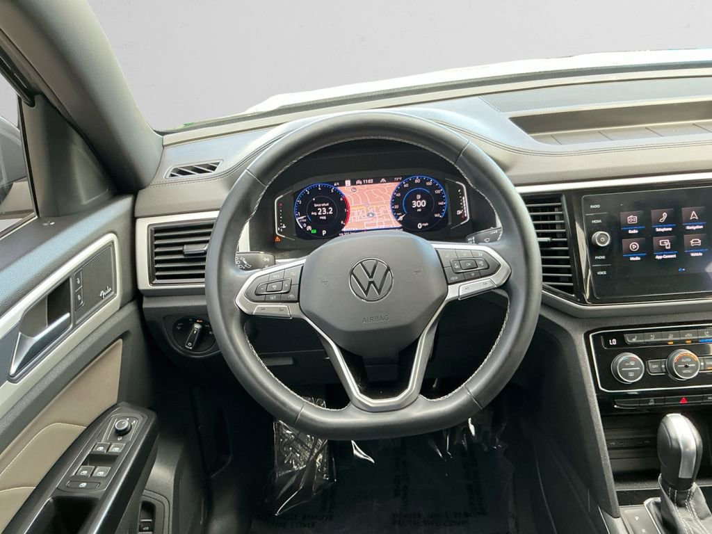 Used 2021 Volkswagen Atlas Cross Sport SEL Premium image 12