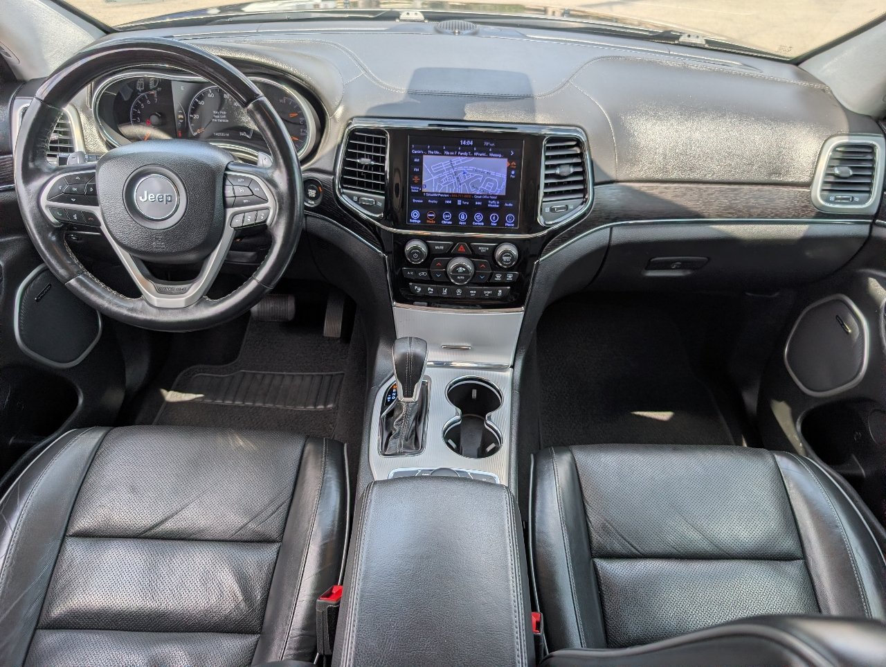 Used 2019 Jeep Grand Cherokee Summit AWD/4WD image 4