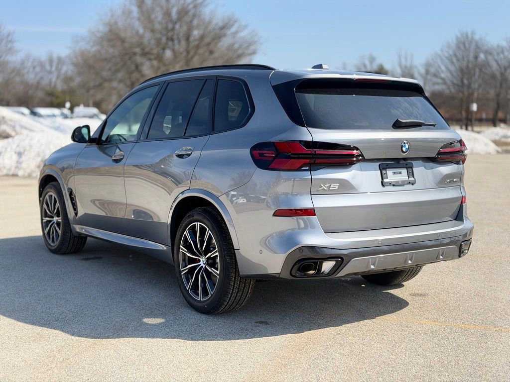 New 2026 BMW X5 xDrive40i w/ M Sport Package image 4