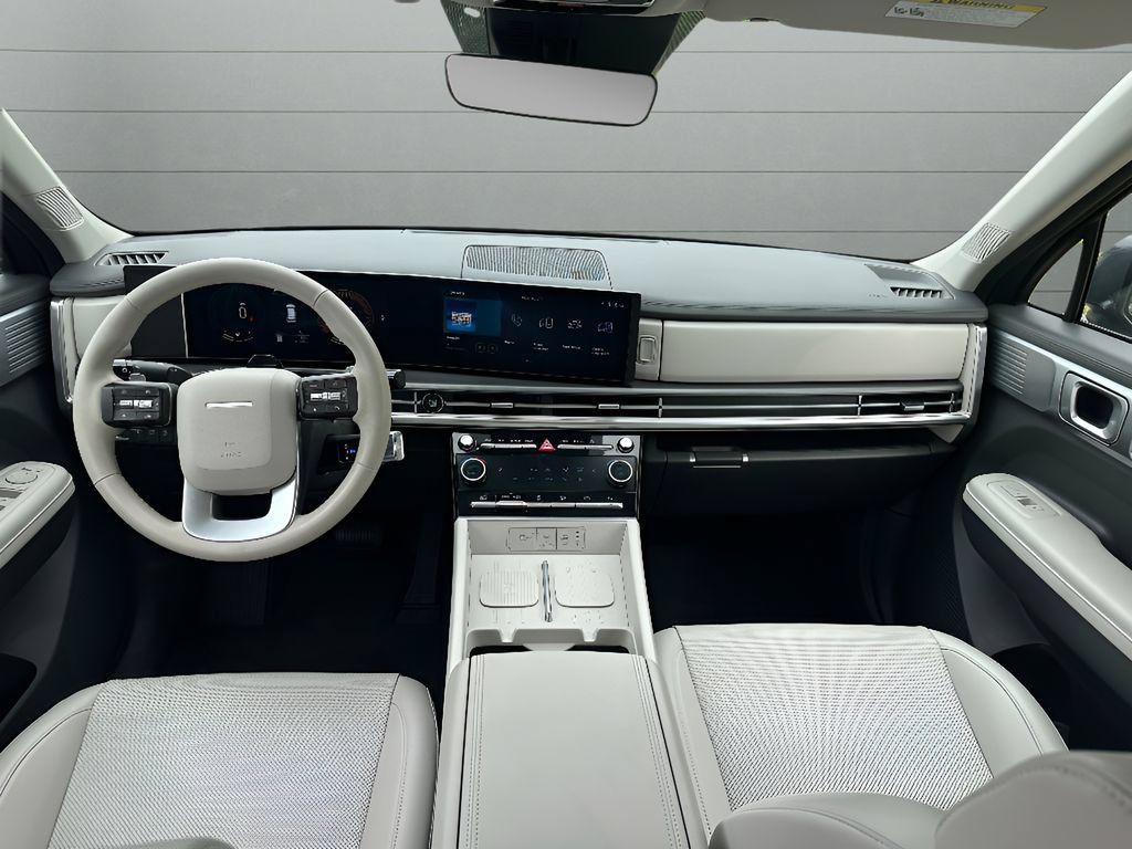 Used 2026 Hyundai Santa Fe SEL FWD image 16
