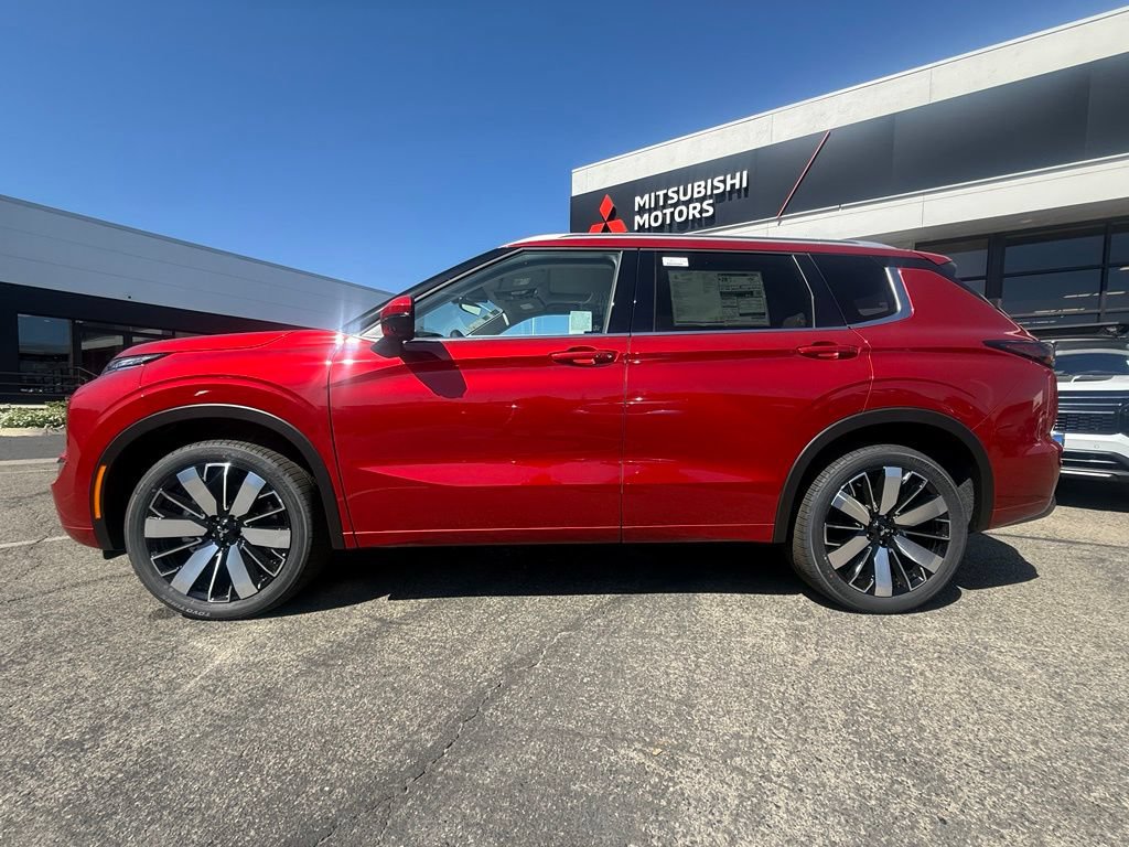 New 2026 Mitsubishi Outlander SEL FWD image 7