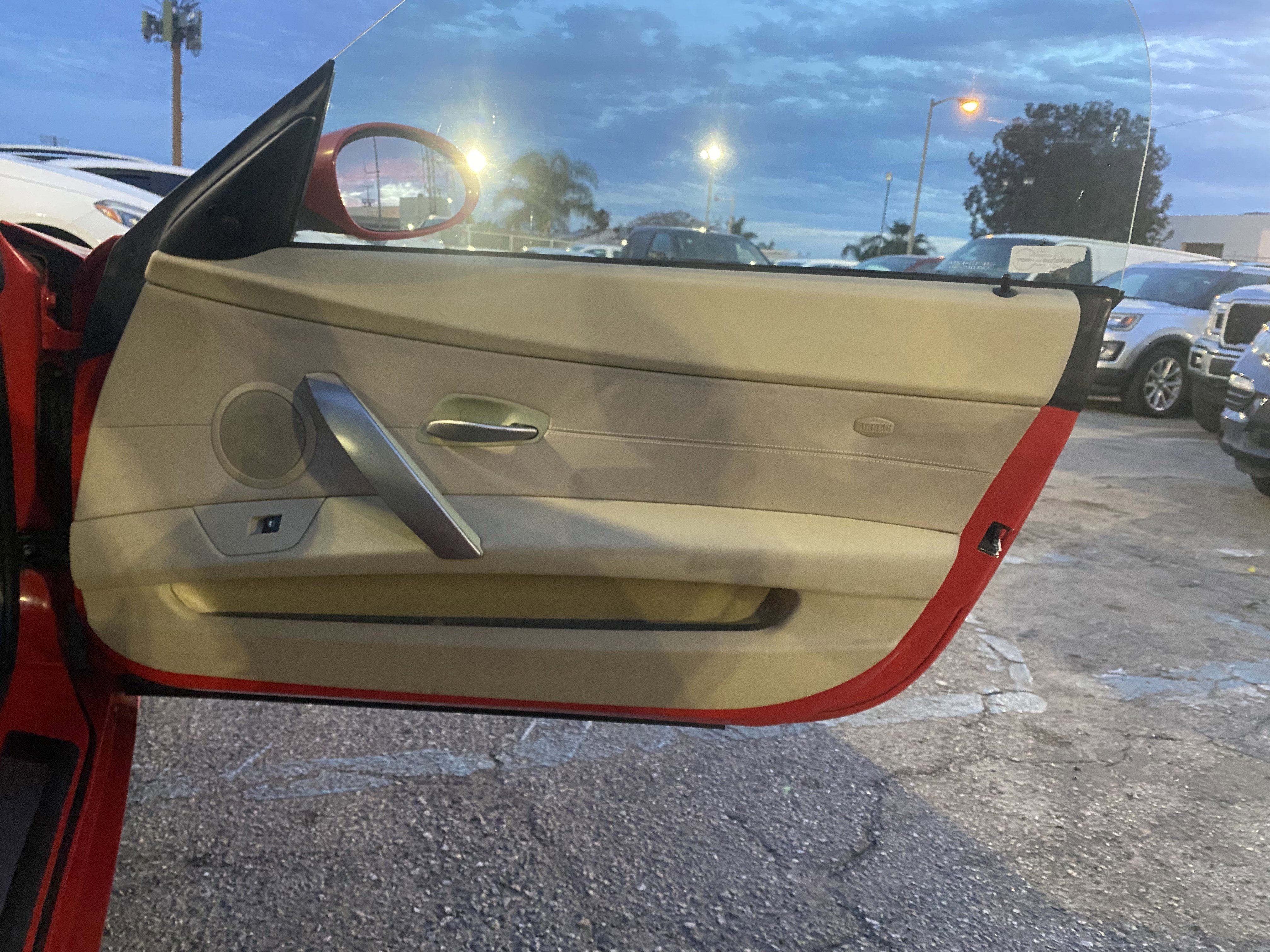 Used 2006 BMW Z4 3.0i image 13