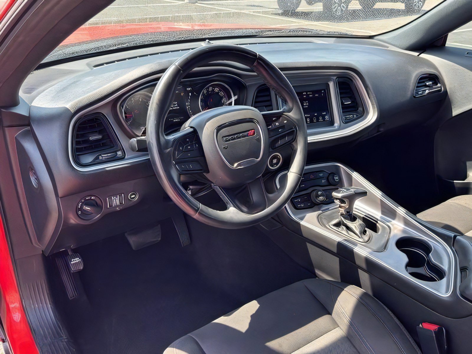 Used 2020 Dodge Challenger SXT RWD image 19