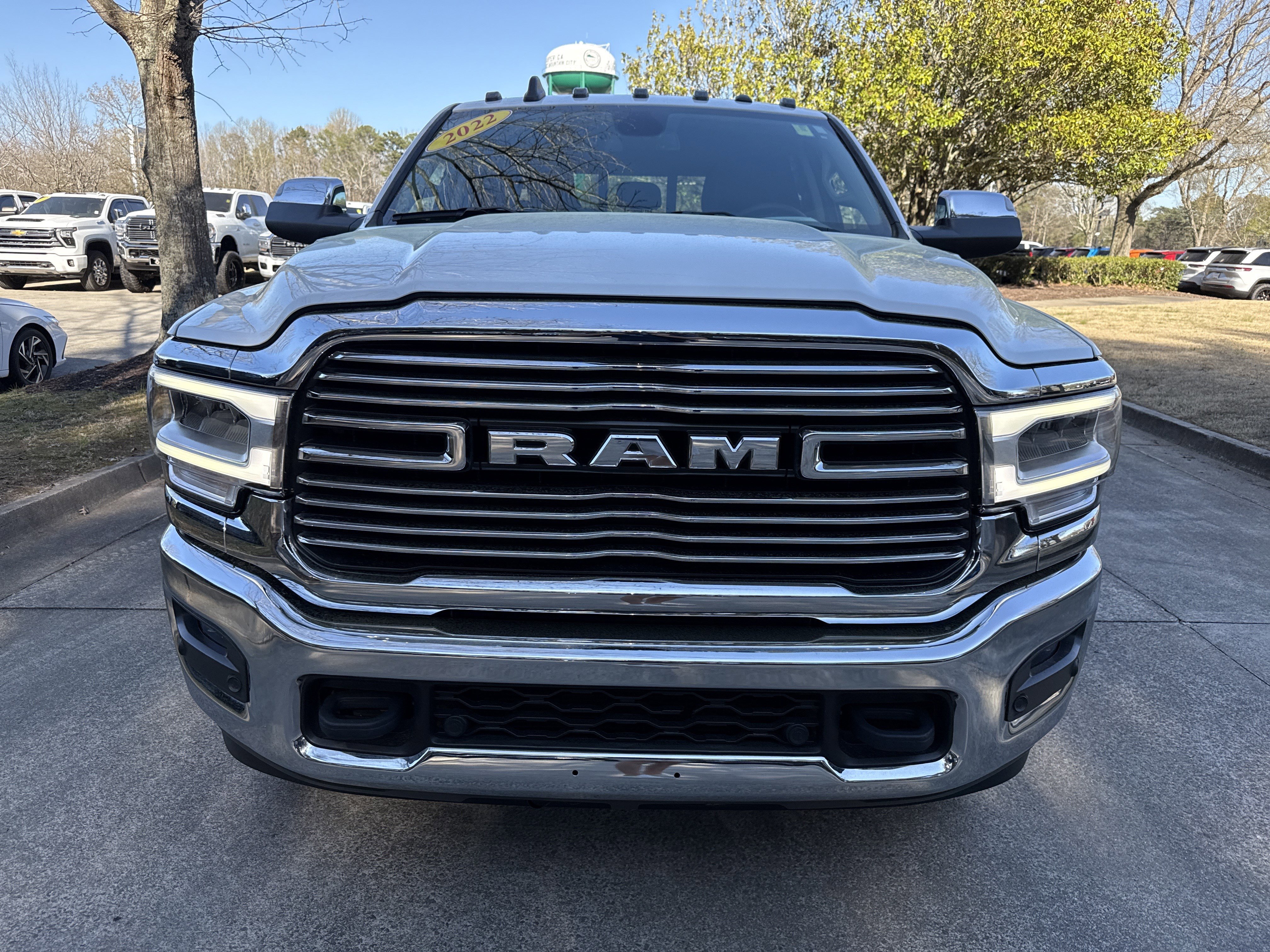 Used 2022 RAM 3500 Laramie video 2