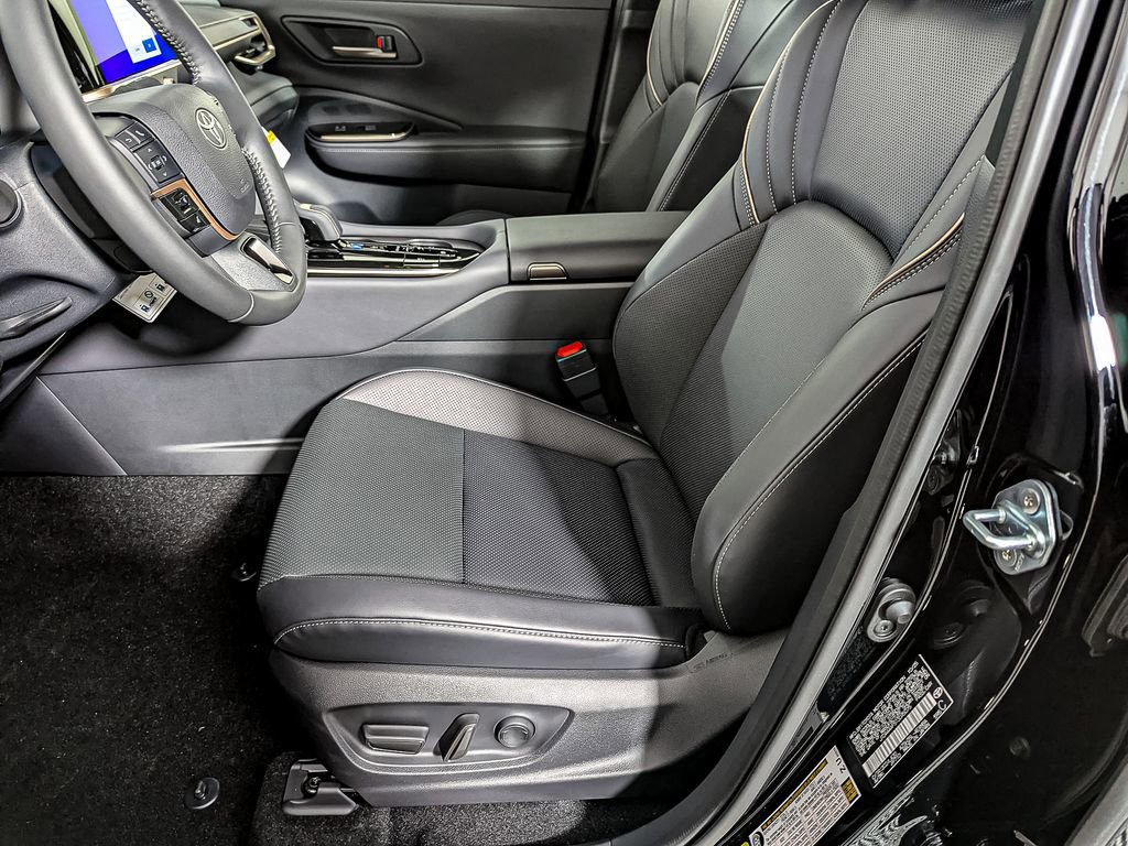 New 2026 Toyota Crown XLE image 9