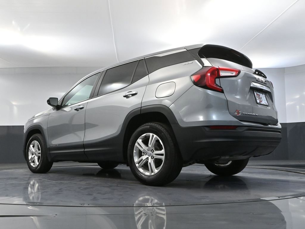 Used 2024 GMC Terrain SLE image 49
