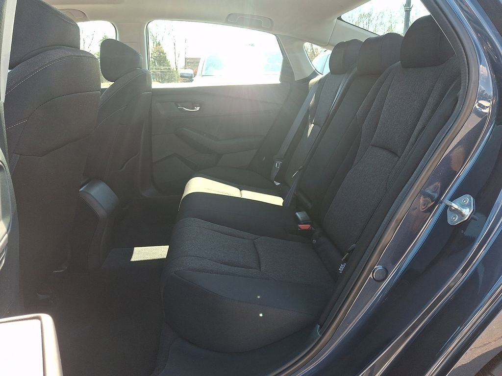 Used 2023 Honda Accord EX image 10