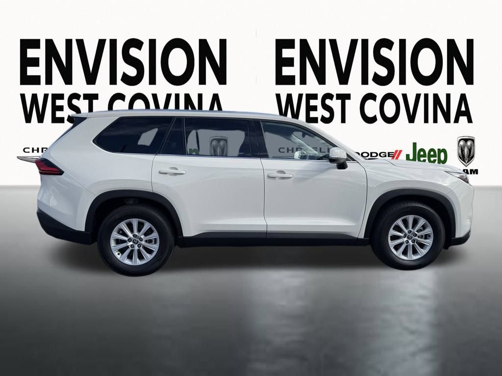 Used 2024 Toyota Grand Highlander XLE image 12