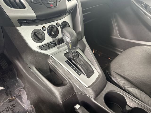 Used 2014 Ford Focus SE FWD image 16