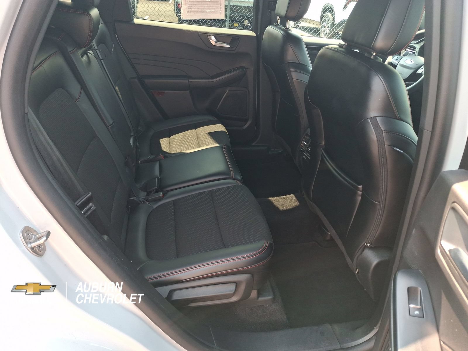 Used 2025 Ford Escape ST-Line Select AWD/4WD image 20
