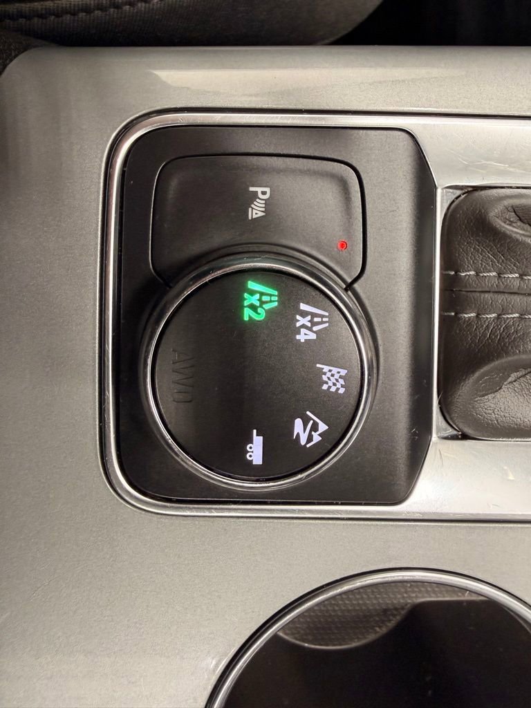 Used 2020 Chevrolet Blazer LT w/ Sound & Technology Package image 36