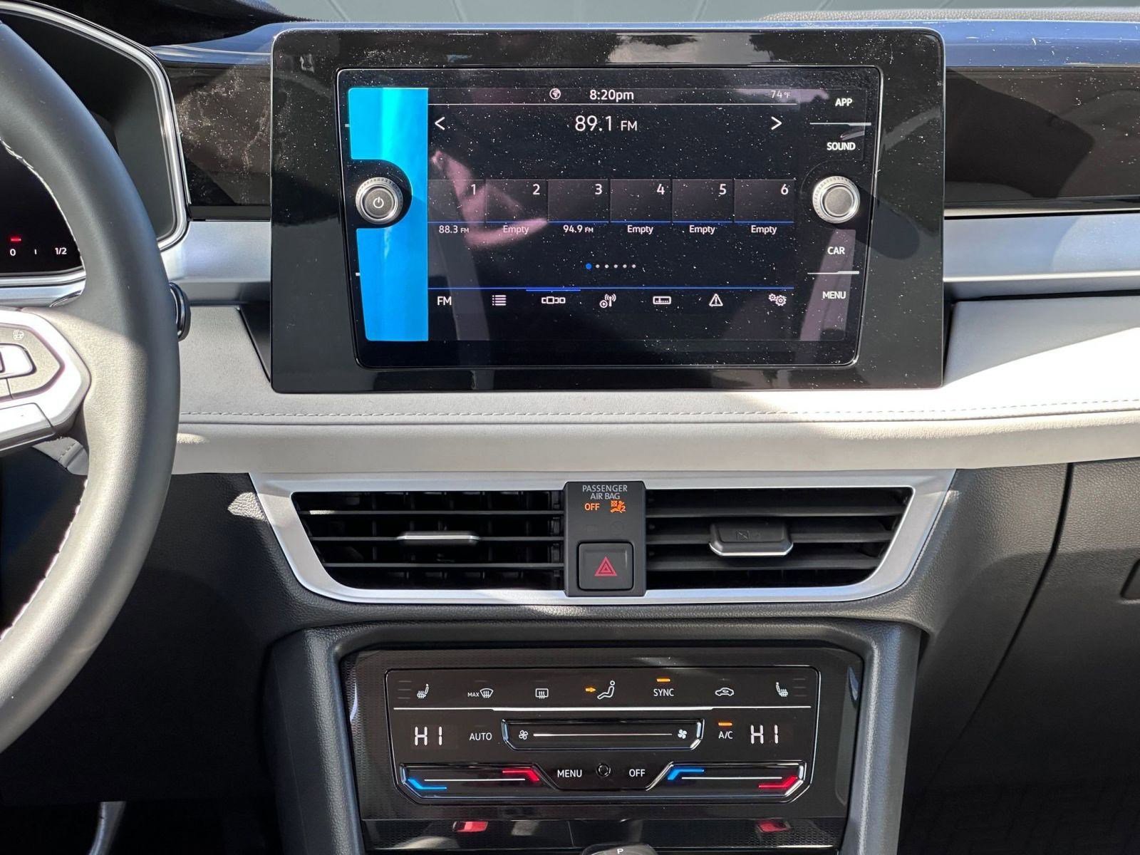 New 2026 Volkswagen Taos SE image 23