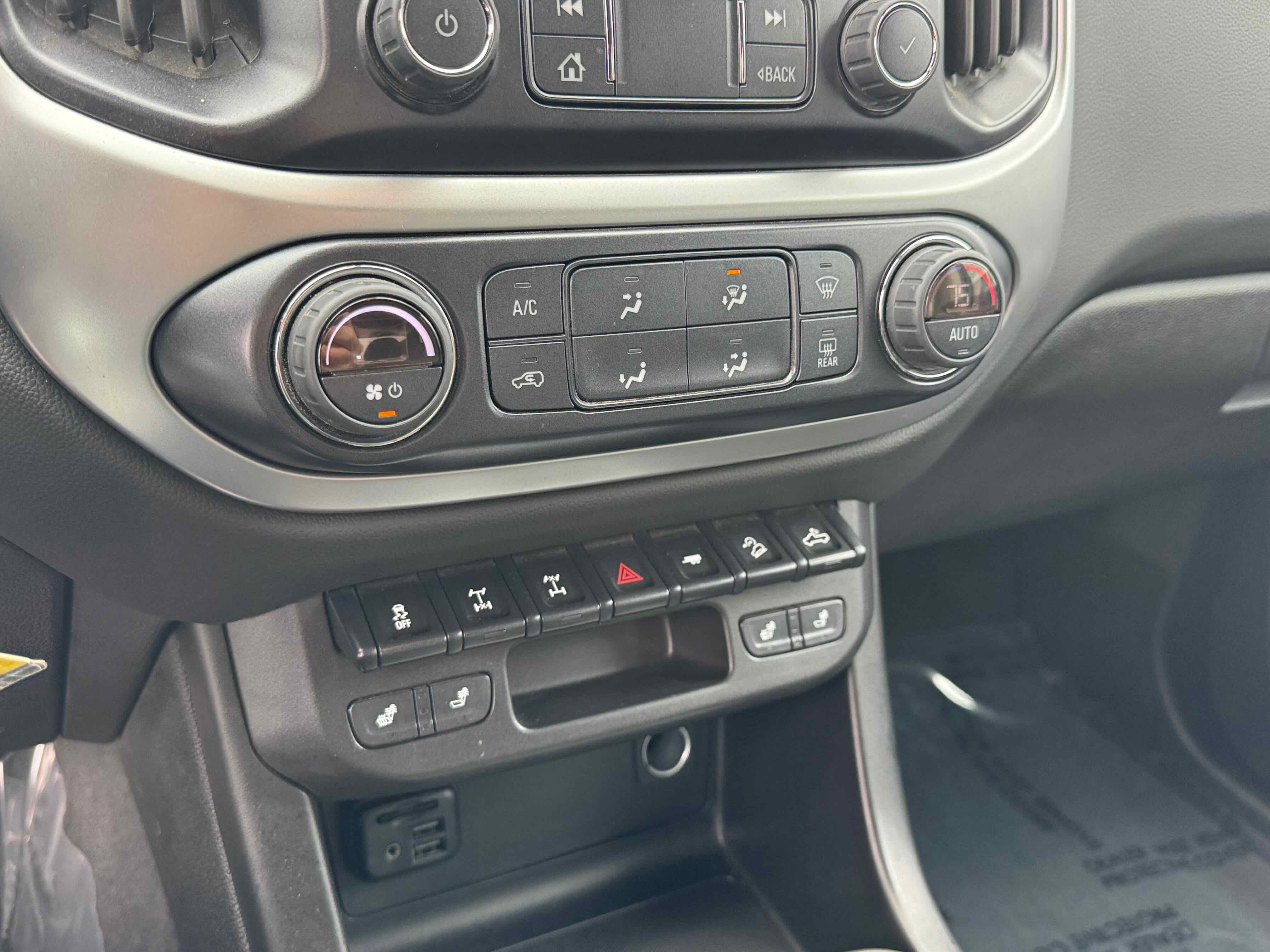 Used 2022 Chevrolet Colorado ZR2 image 24