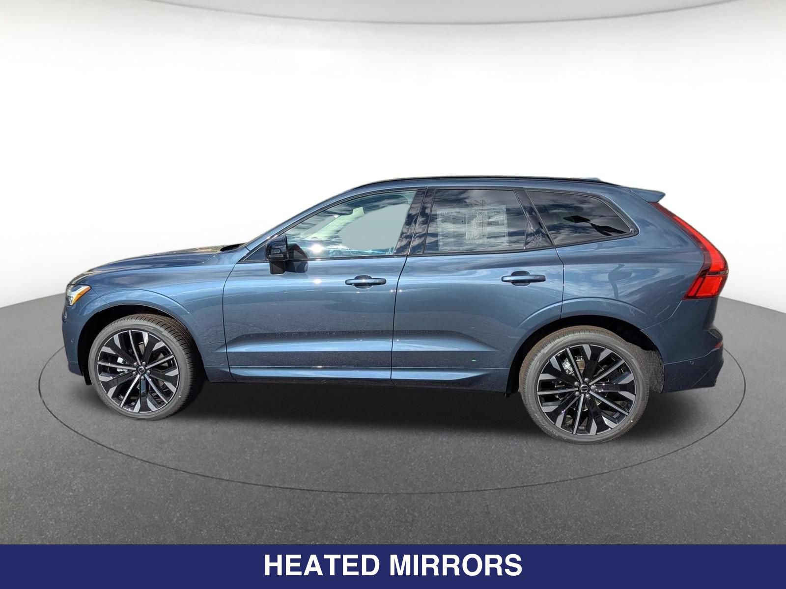 New 2026 Volvo XC60 B5 Ultra w/ Protection Package Premier AWD/4WD image 7