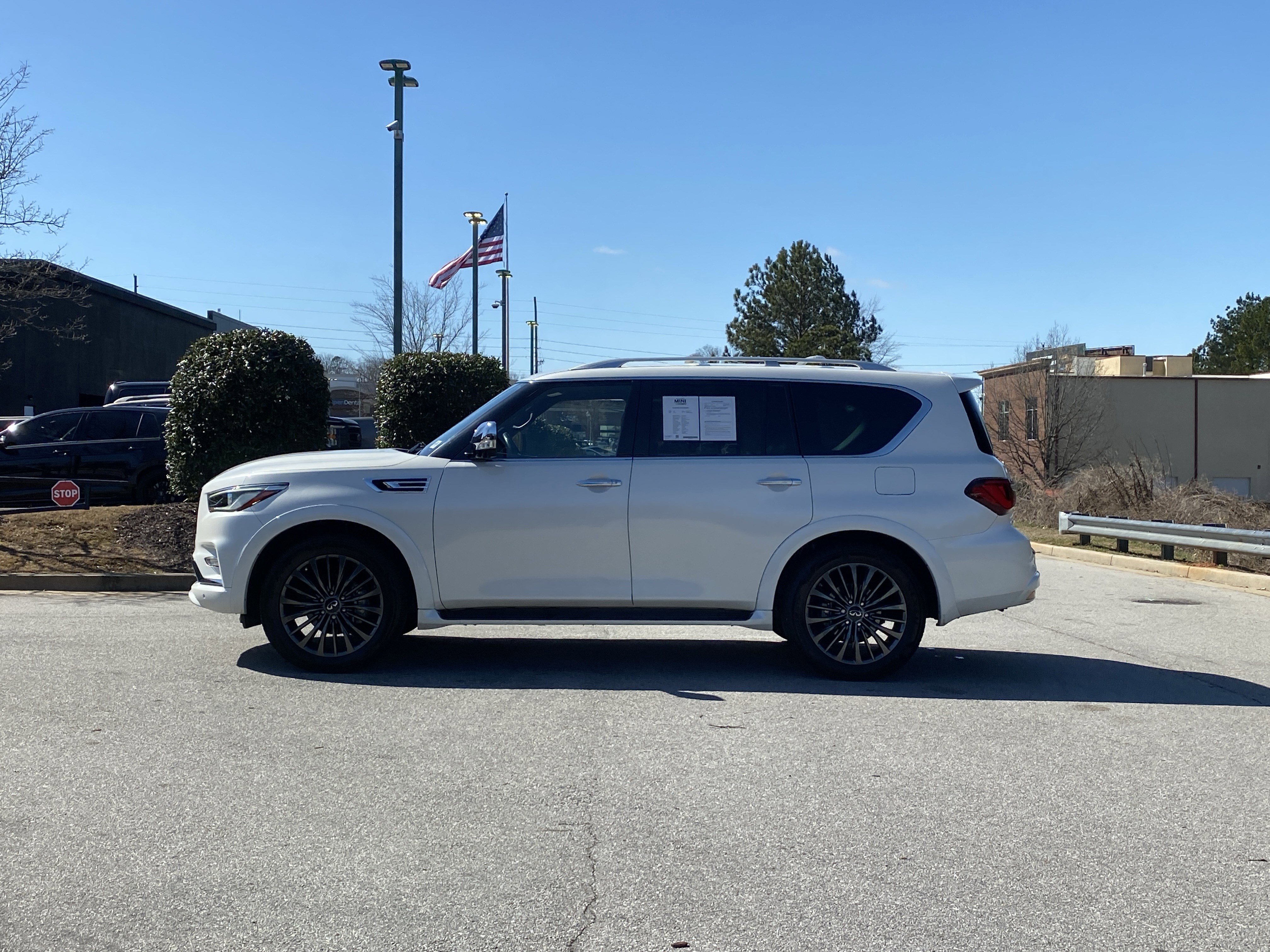 Used 2023 INFINITI QX80 Sensory w/ Cargo Package image 15