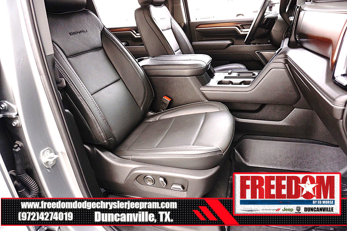 Used 2025 GMC Sierra 2500 Denali w/ Denali Reserve Package image 15