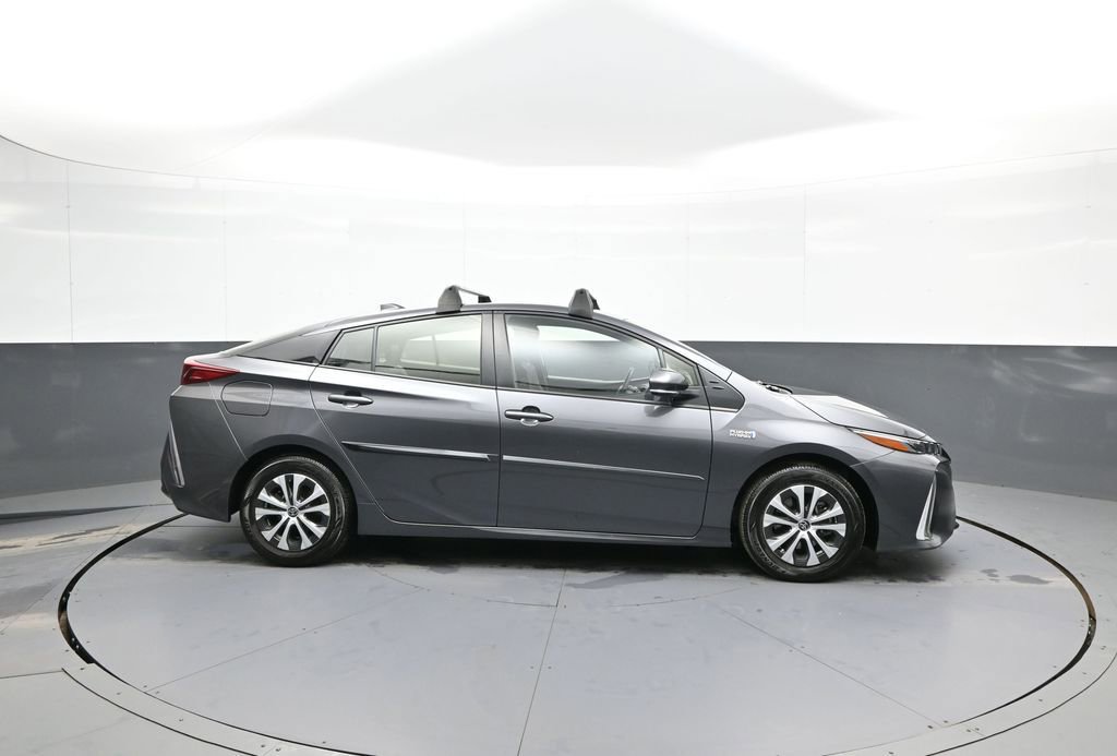 Certified 2022 Toyota Prius Prime XLE image 5