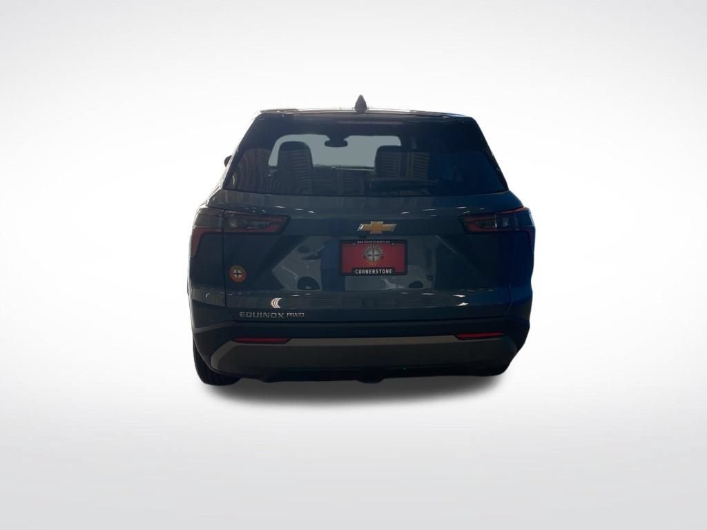 New 2026 Chevrolet Equinox LT w/ Convenience Package II AWD/4WD image 18