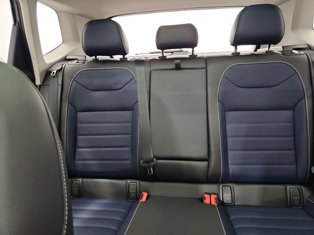 New 2026 Volkswagen Taos SEL image 29