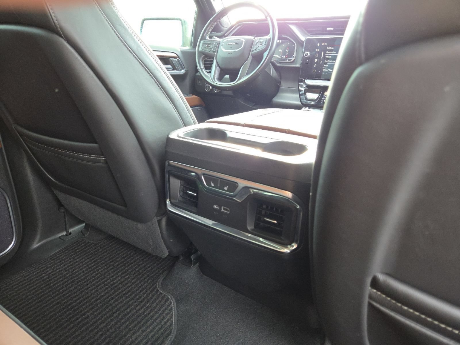 Used 2023 GMC Sierra 1500 Denali Ultimate AWD/4WD image 32
