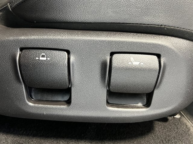 Used 2024 Kia Carnival SX Prestige image 29